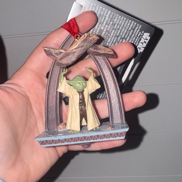 NWT Star Wars Yoda and Luke Hanging Ornament - Picture 5 of 5